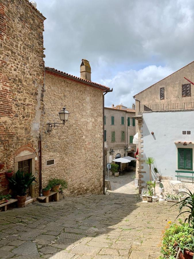 Casa Vacanze La Casa Di Nonna Libia Vicino Saturnia มอนเตเมราโน ภายนอก รูปภาพ