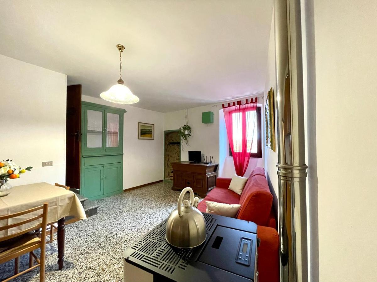 Casa Vacanze La Casa Di Nonna Libia Vicino Saturnia มอนเตเมราโน ภายนอก รูปภาพ