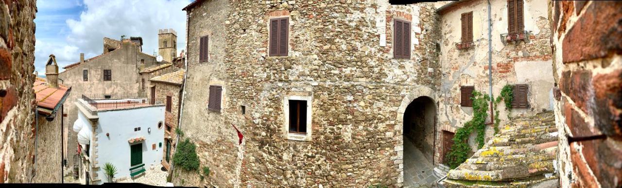Casa Vacanze La Casa Di Nonna Libia Vicino Saturnia มอนเตเมราโน ภายนอก รูปภาพ