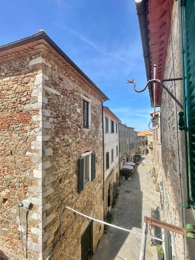 Casa Vacanze La Casa Di Nonna Libia Vicino Saturnia มอนเตเมราโน ภายนอก รูปภาพ